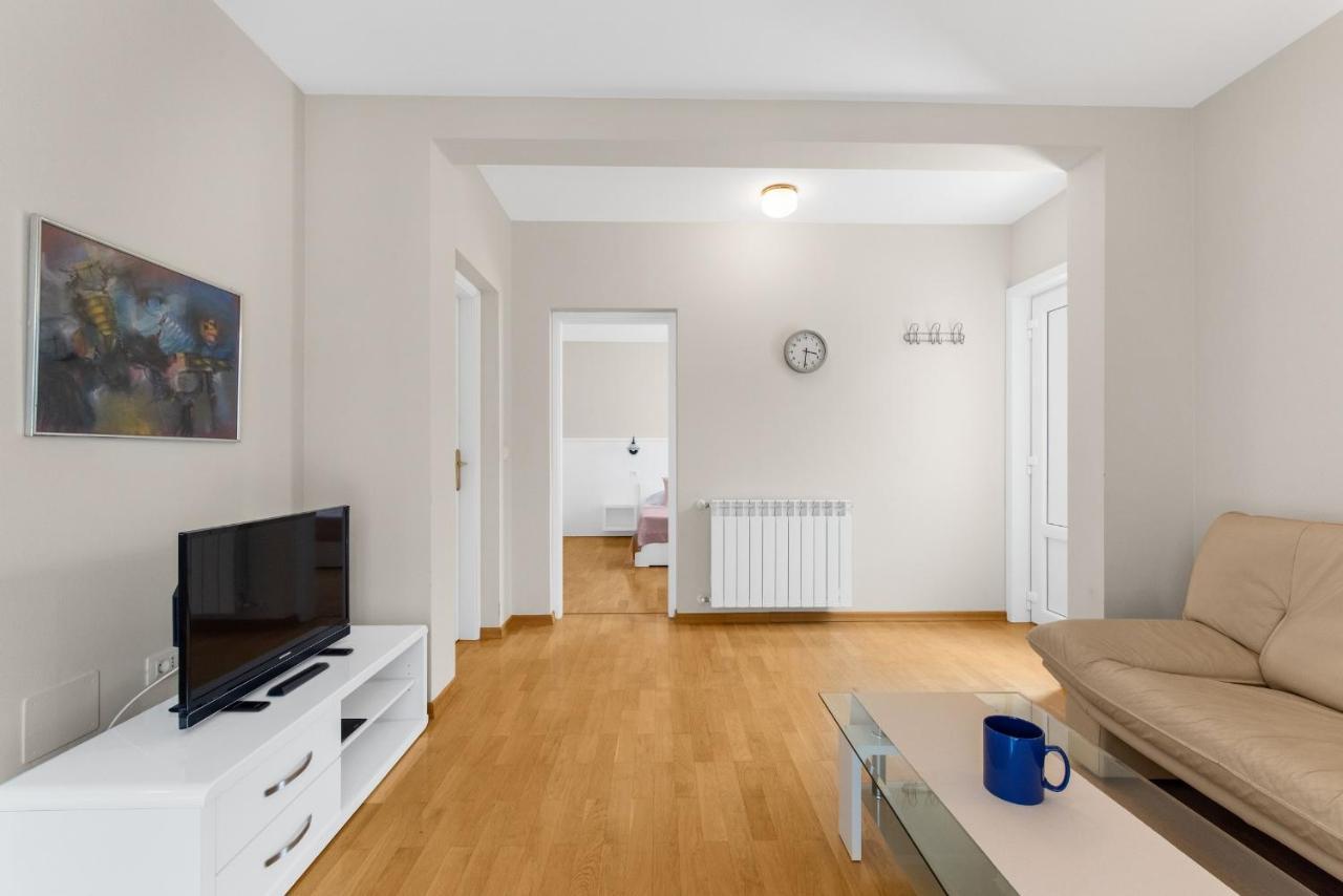 Villa Hope Apartments Porec Esterno foto