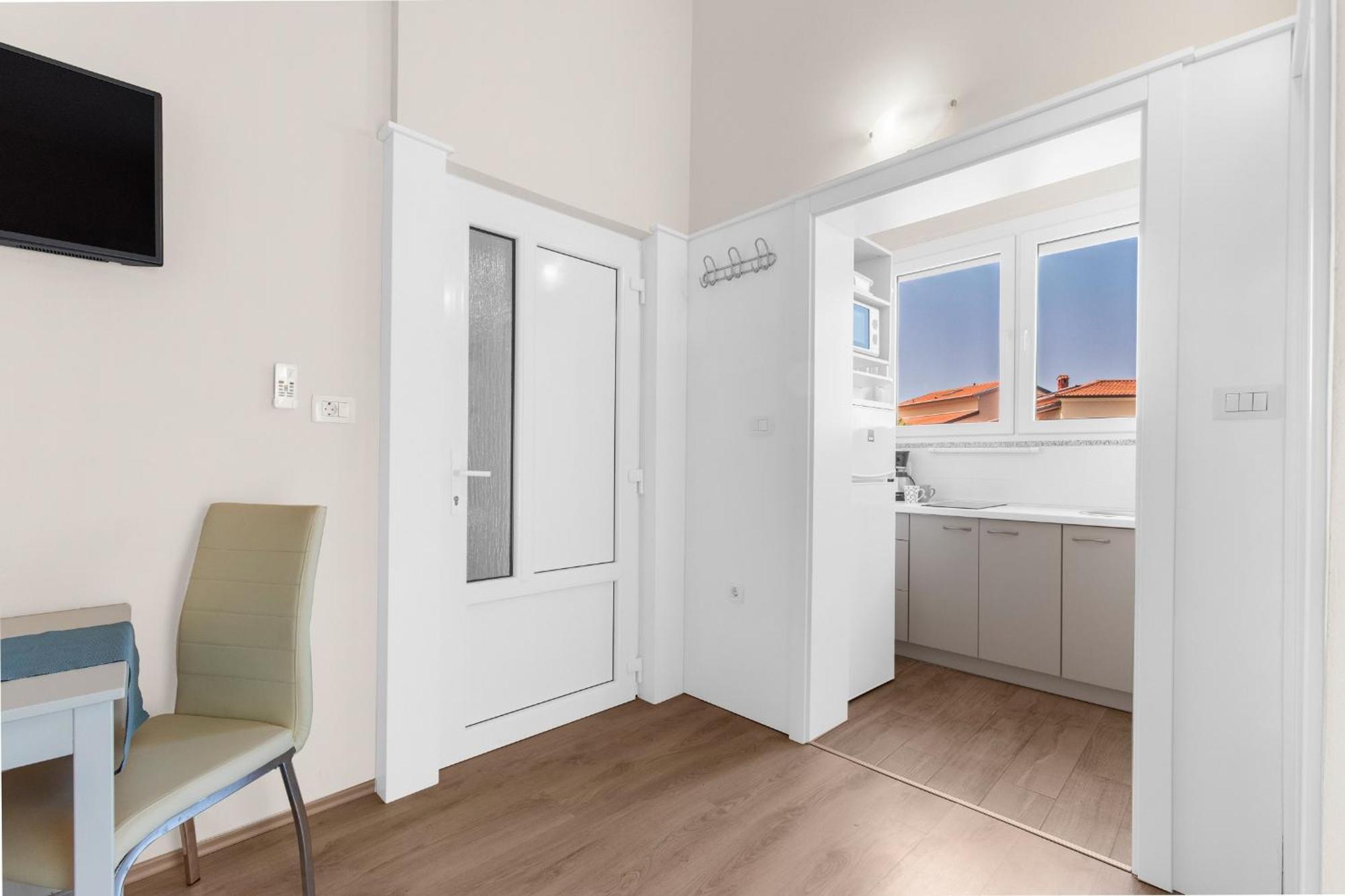 Villa Hope Apartments Porec Esterno foto