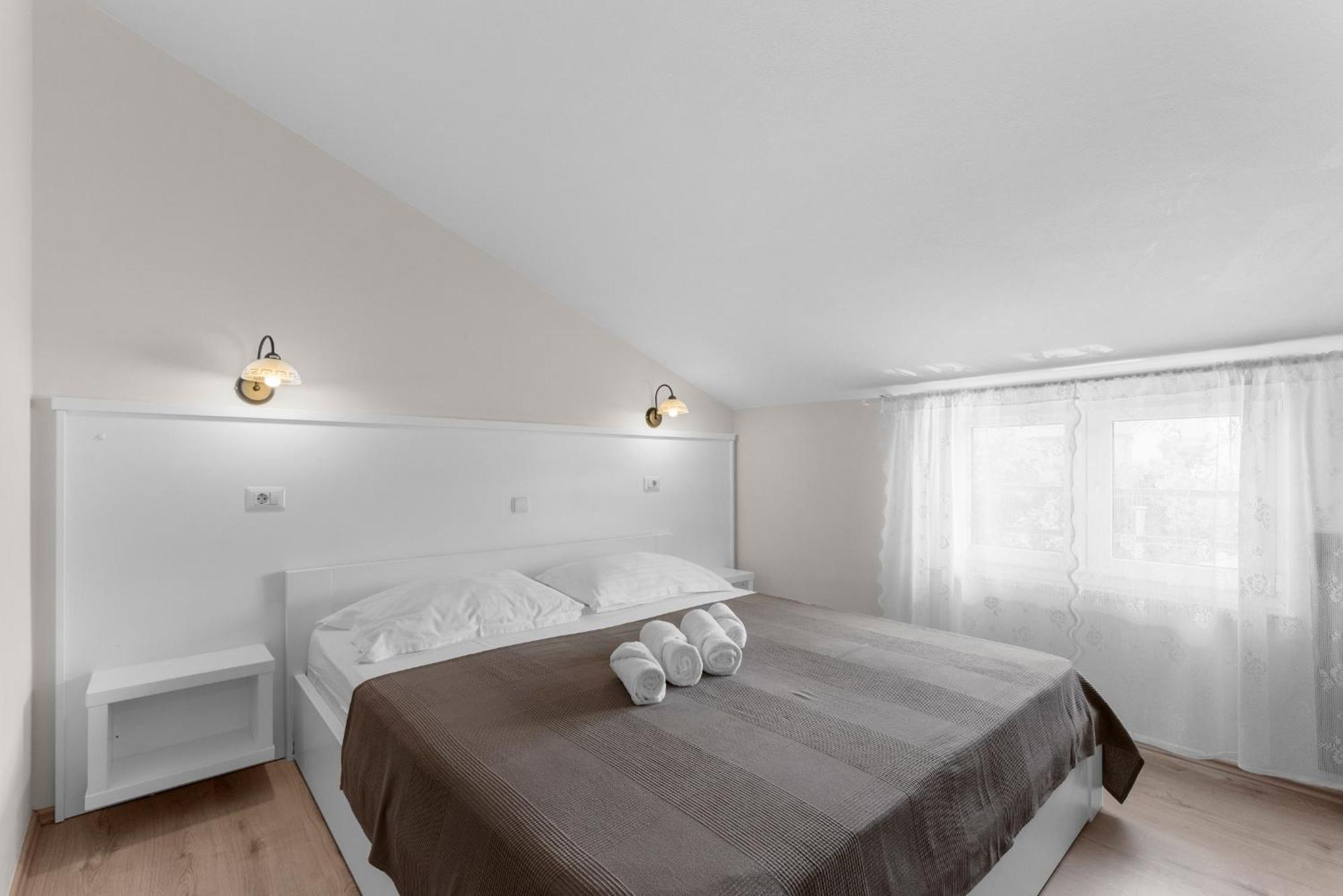 Villa Hope Apartments Porec Esterno foto