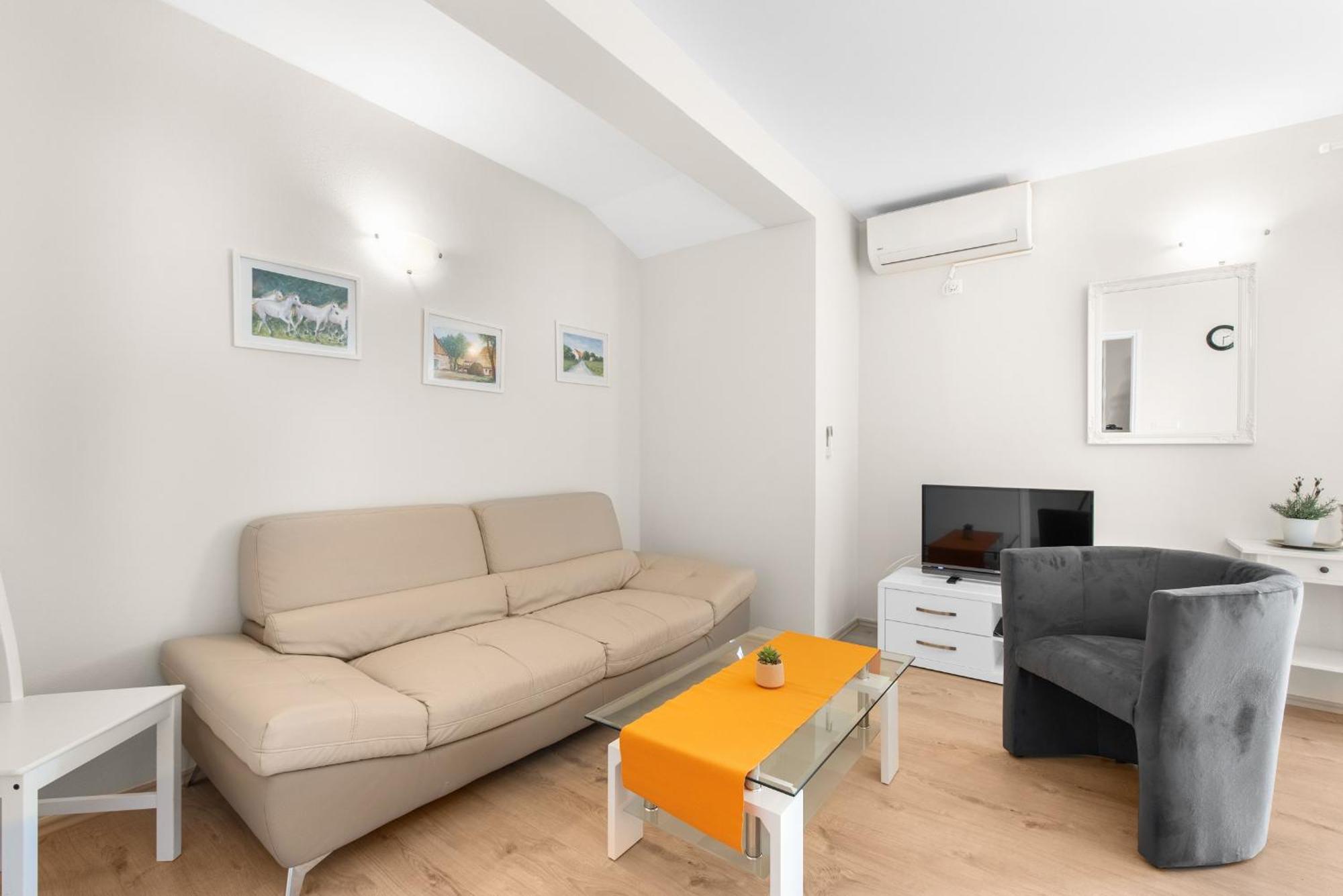 Villa Hope Apartments Porec Esterno foto