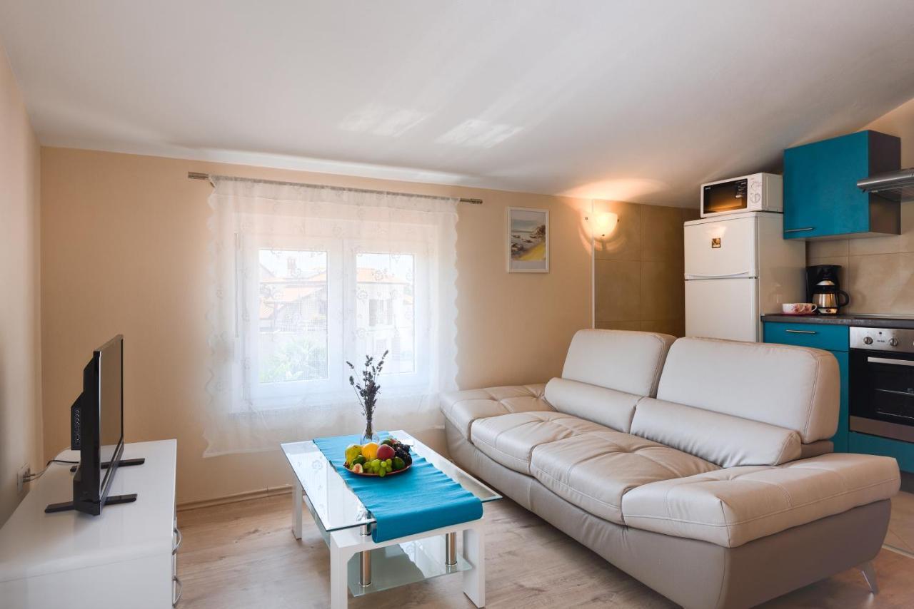Villa Hope Apartments Porec Esterno foto